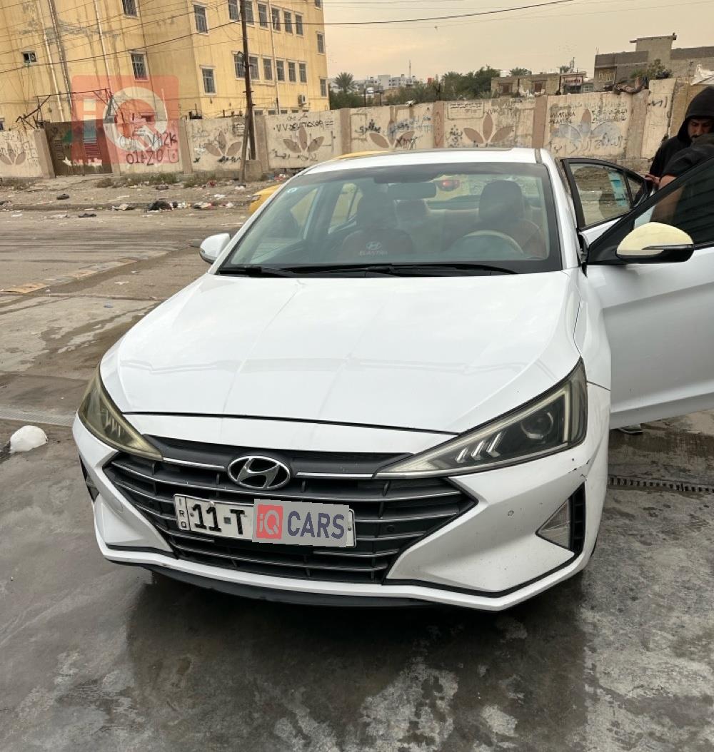 هيونداي النترا